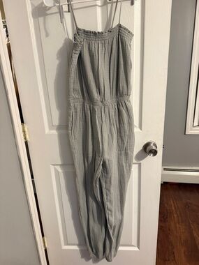 Light Green Gauze-Strap Jumpsuit